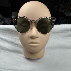 Women’s Quay sunglasses